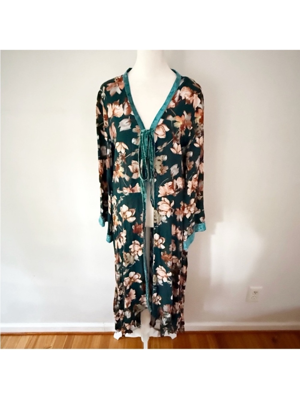 Jodifl Women Floral Velvet Trim Kimono Topper Small Boho Festival Hippie Whimsy